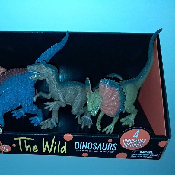 4 Realistic Dinosaur Fugures: T Rex, Spinosaurus, Velociraptor, Dilophosaurus - Picture 2 of 2